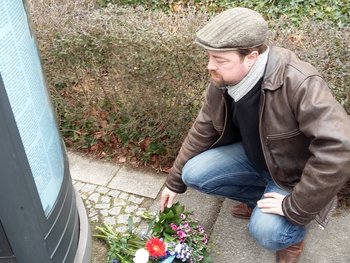 Einweihung Plakat für Gruppe Mannhart in Tegel