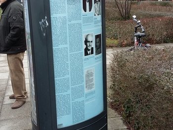Einweihung Plakat für Gruppe Mannhart in Tegel