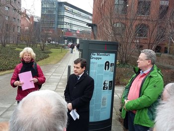 Einweihung Plakat für Gruppe Mannhart in Tegel